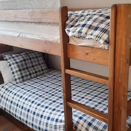 Con Piscina Cerca De Llivia *