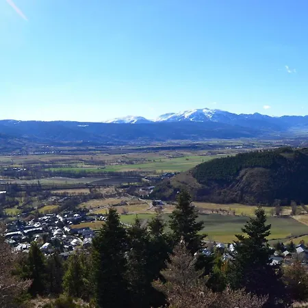 Con Piscina Cerca De Llivia Estavar