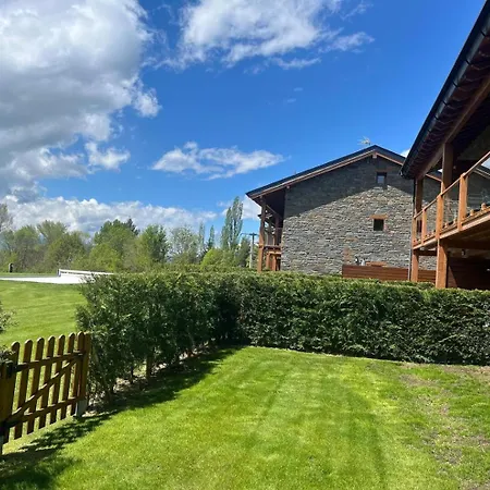 Con Piscina Cerca De Llivia